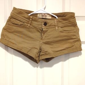 Hollister Short